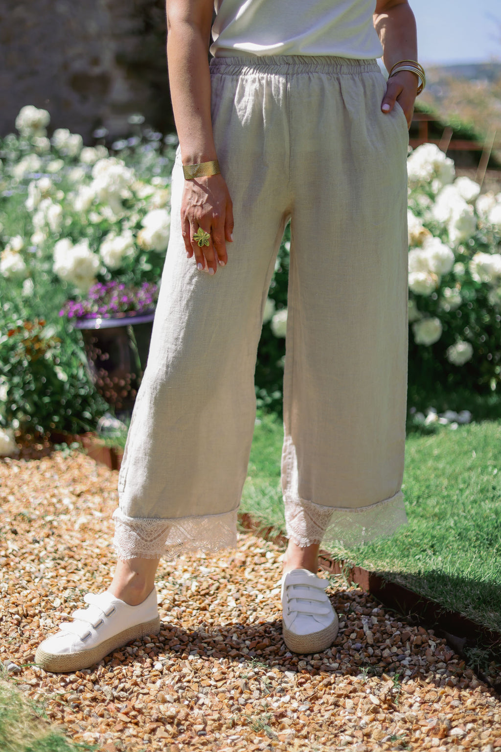 Pantalon dentelle