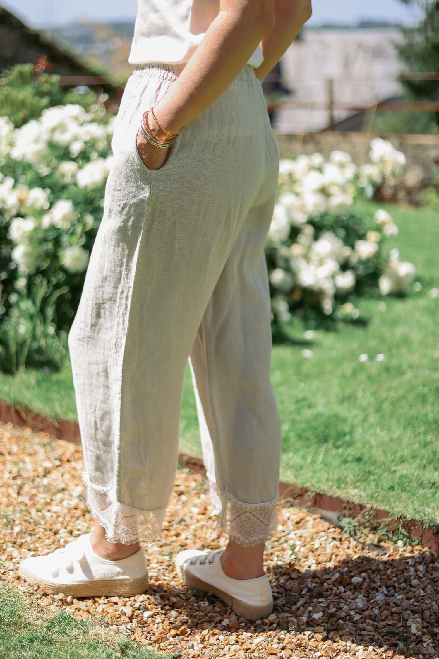 Pantalon dentelle