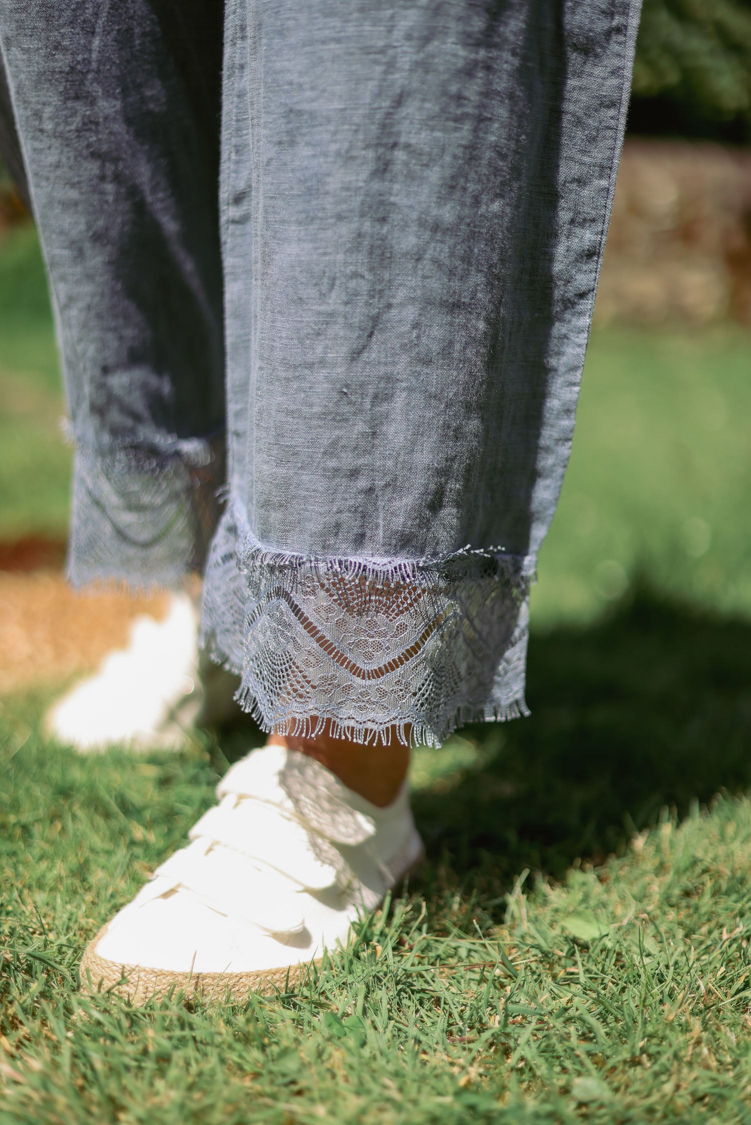 Pantalon dentelle