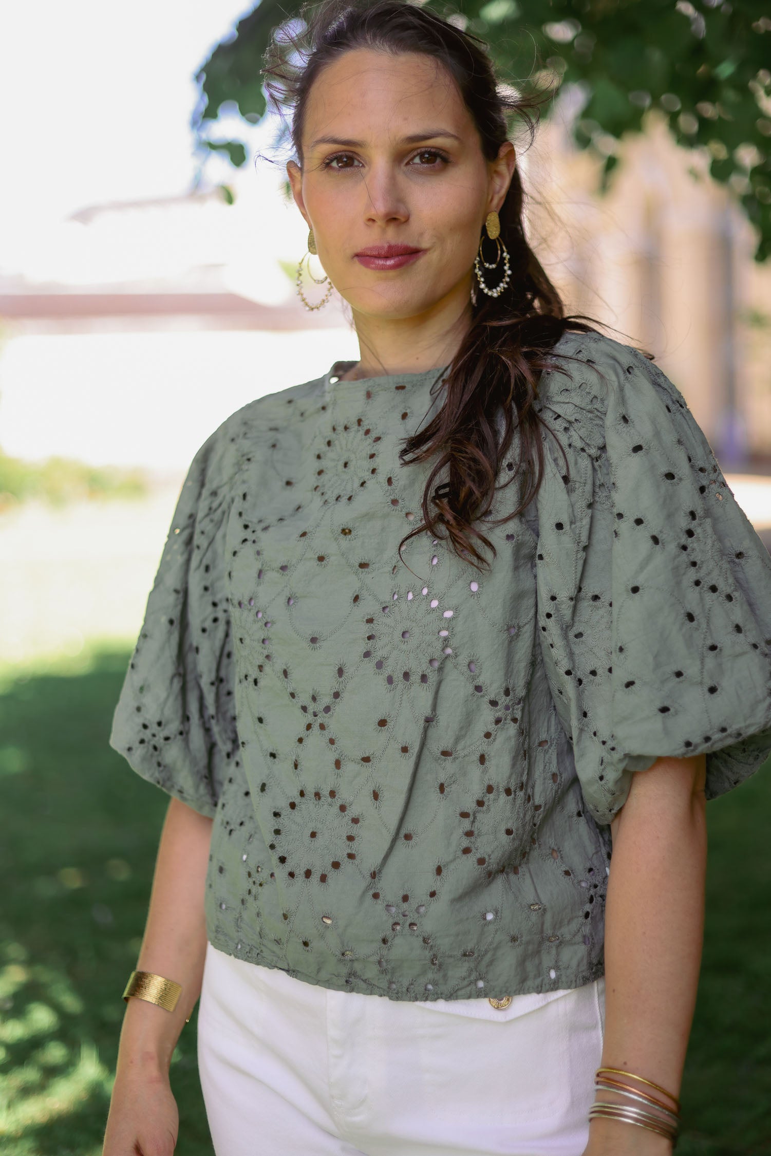 Blouse brodée