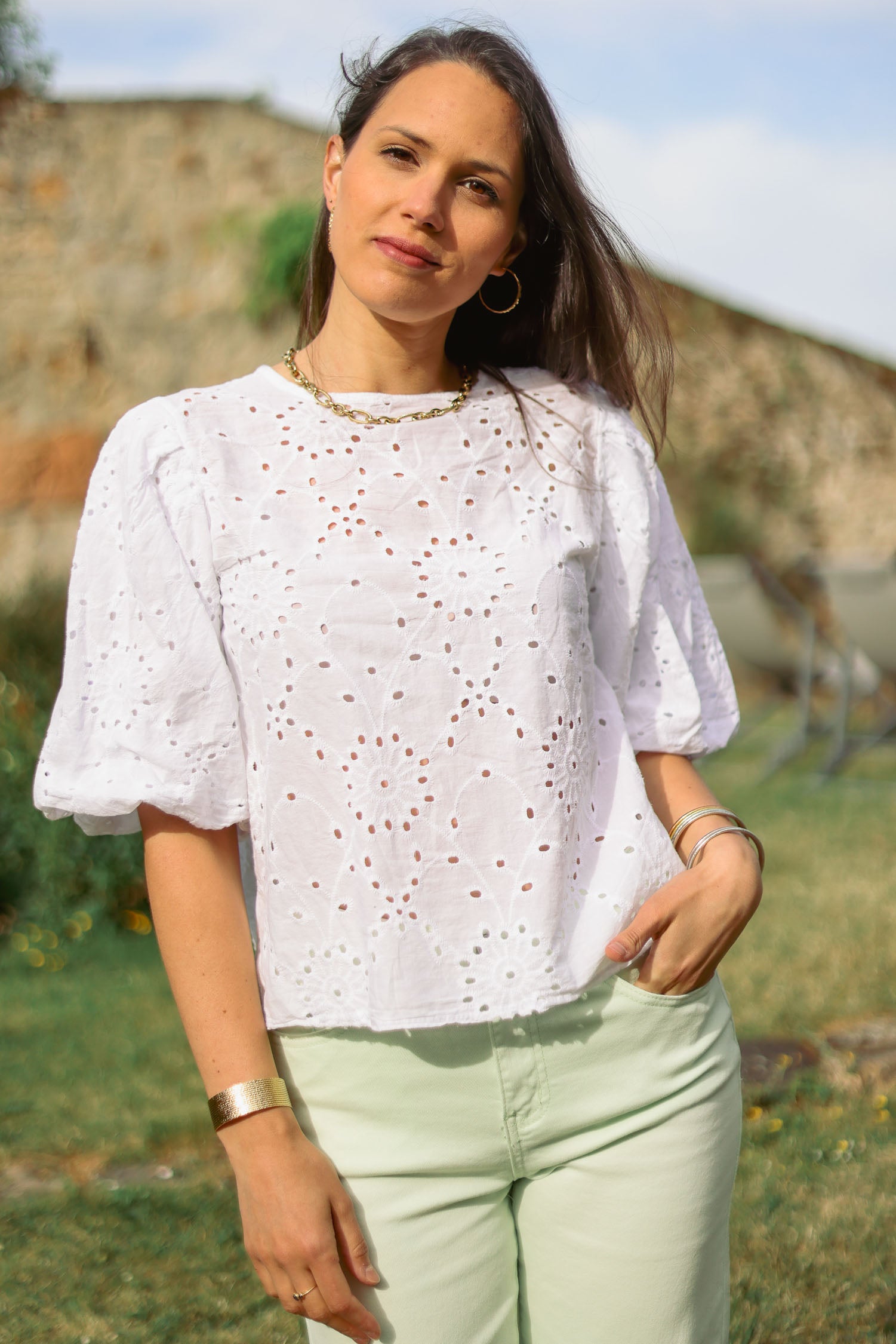 Blouse brodée