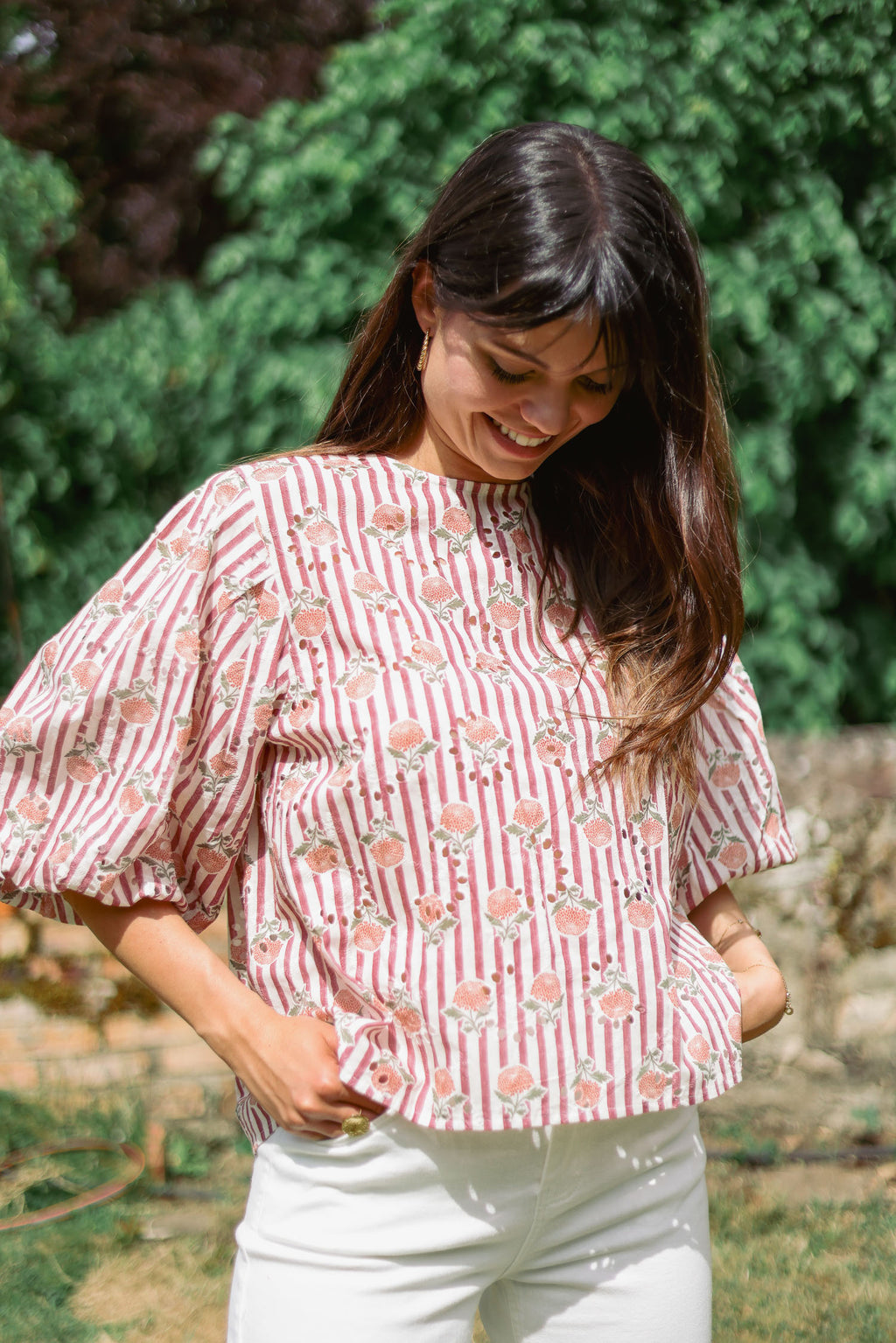 Blouse brodée fleurie
