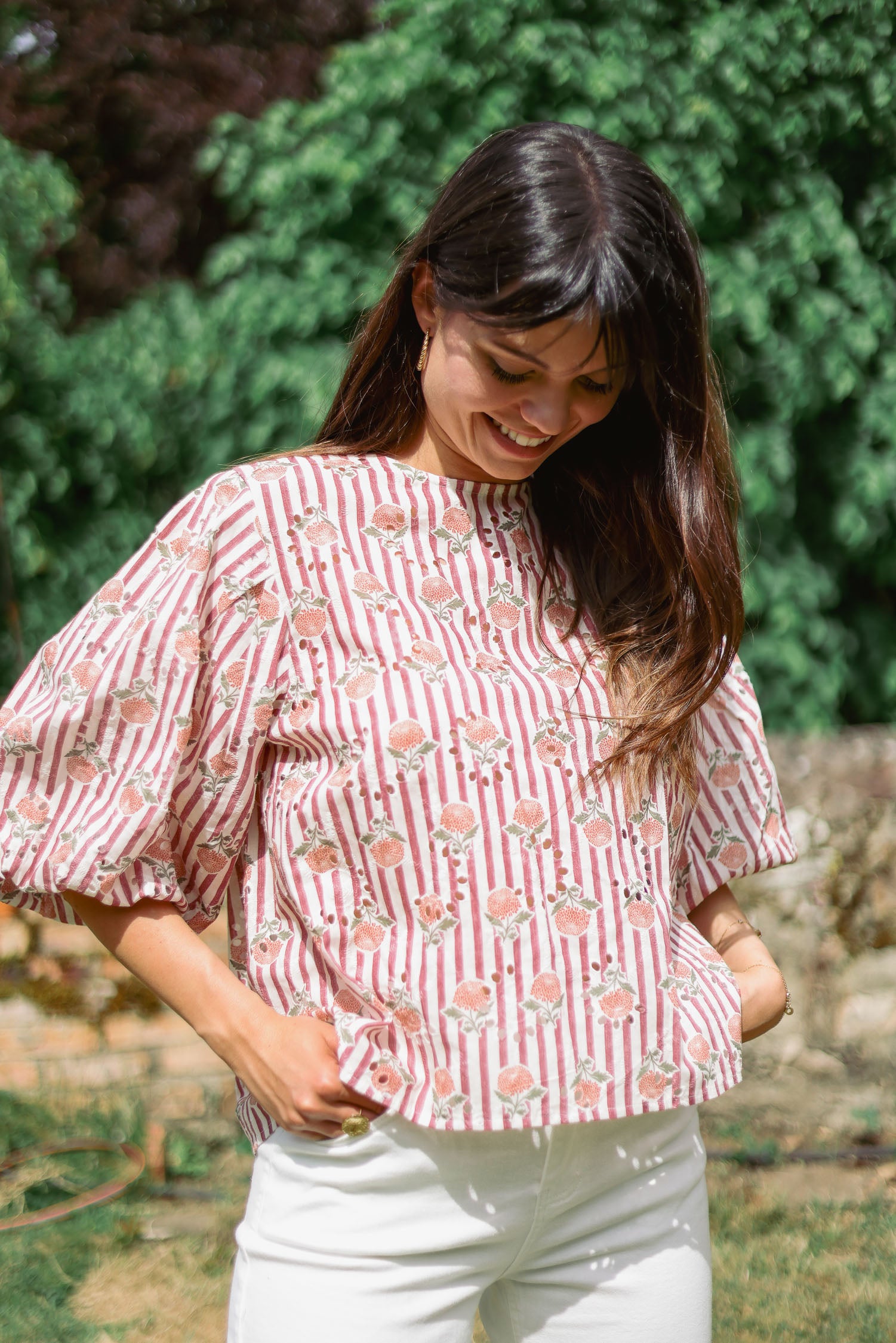 Blouse brodée fleurie