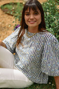 Blouse brodée fleurie