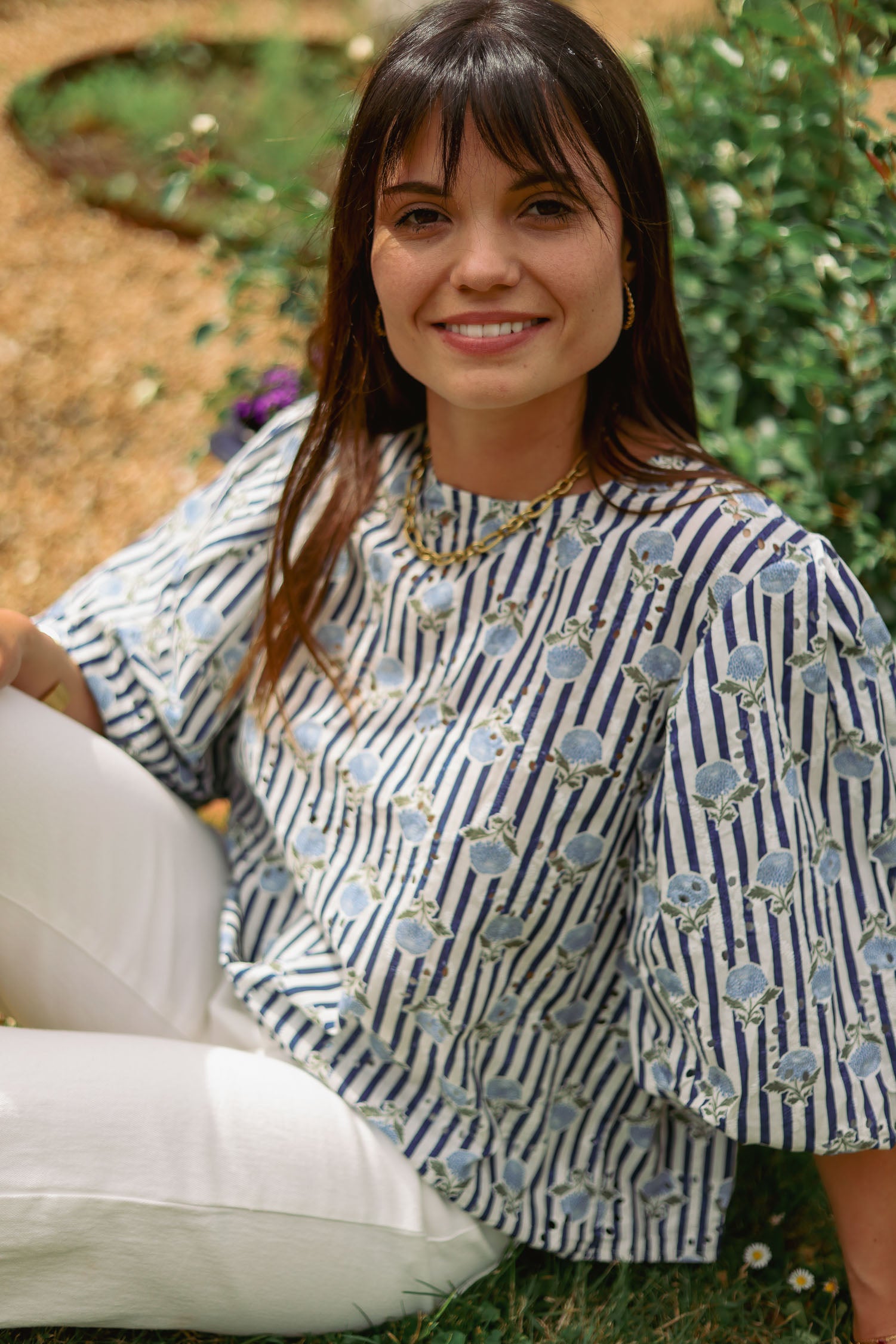 Blouse brodée fleurie