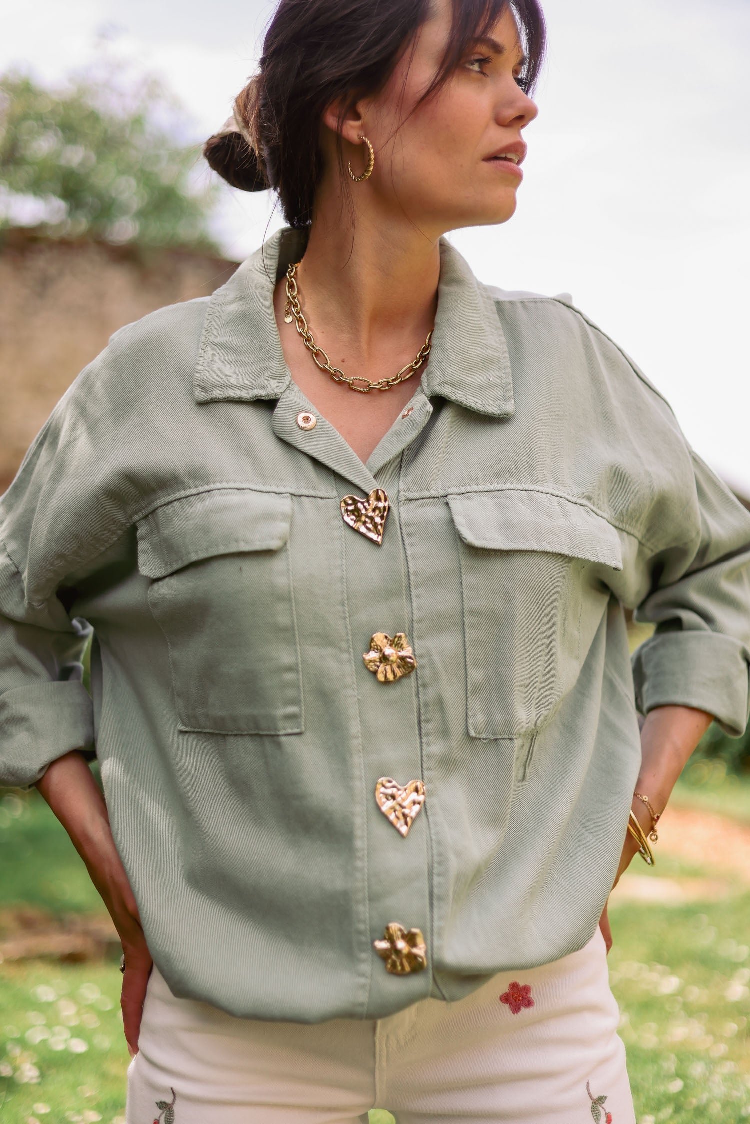 Veste boutons bijoux