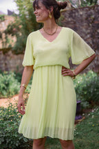 Robe courte plissée