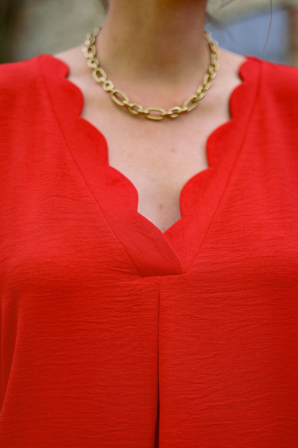 Robe droite col festonné