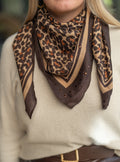 Foulard carré léopard