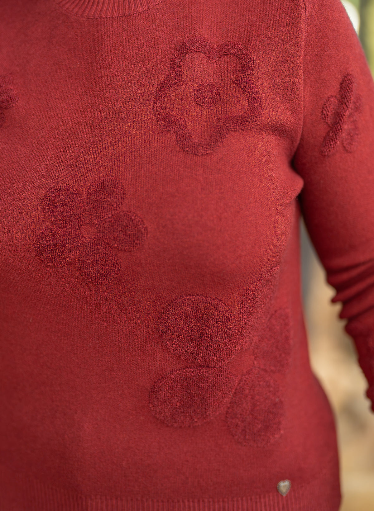 Pull fleurs brodée