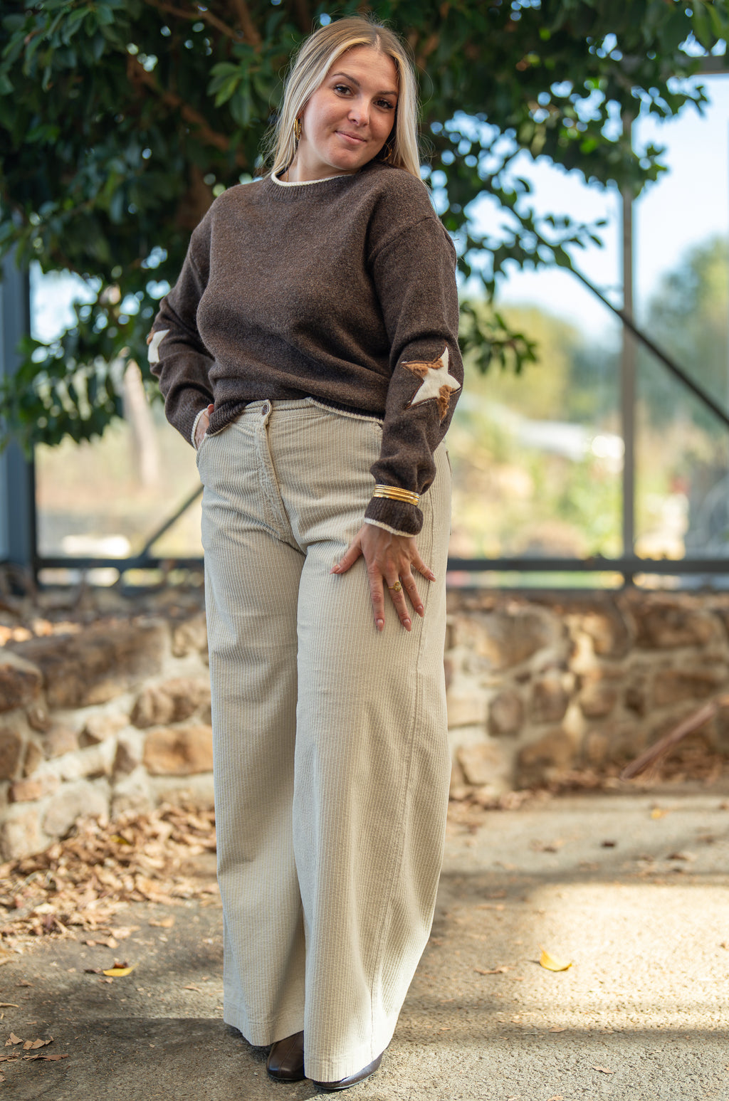 Pull étoile fleurs