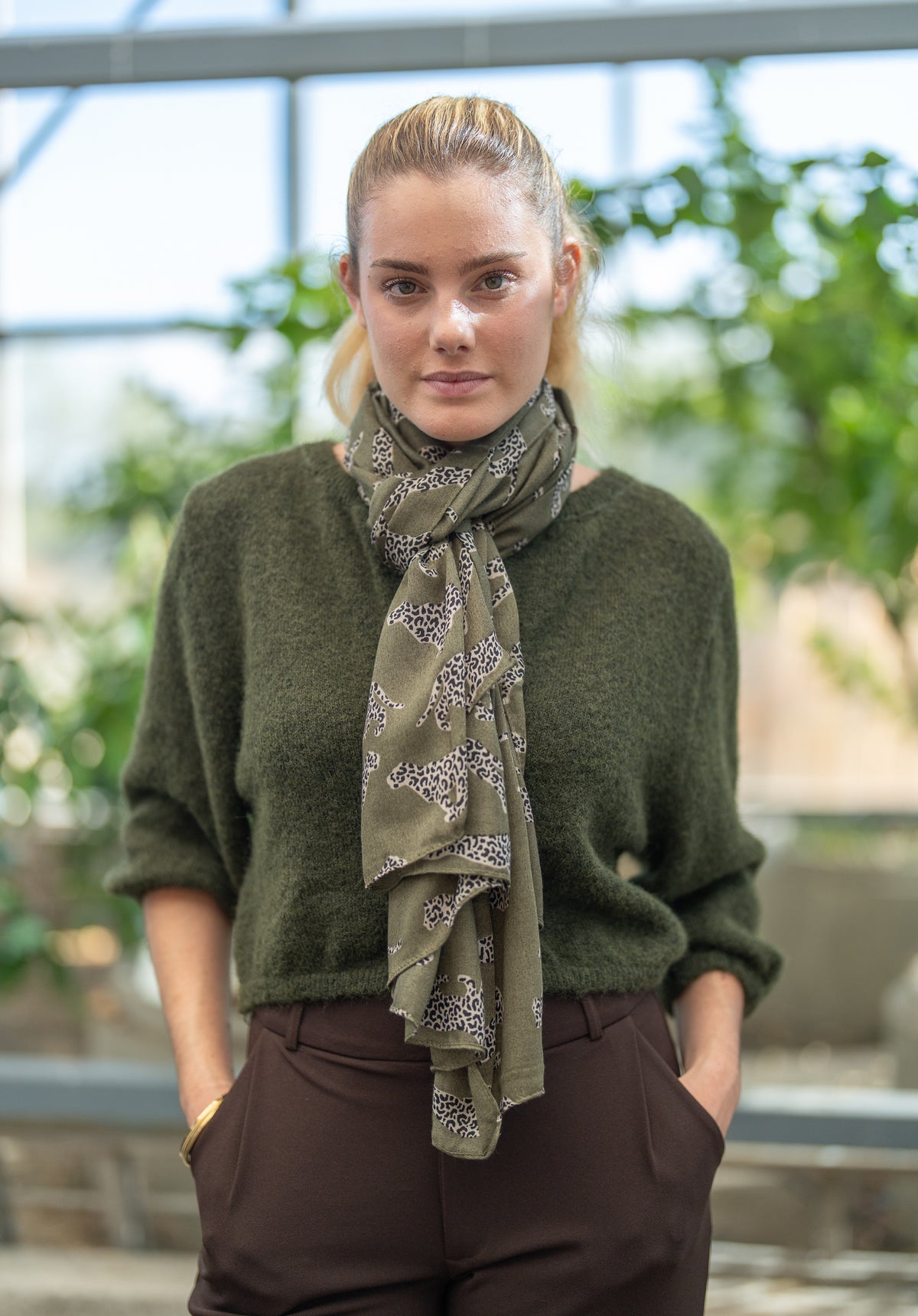 Foulard motif léopard