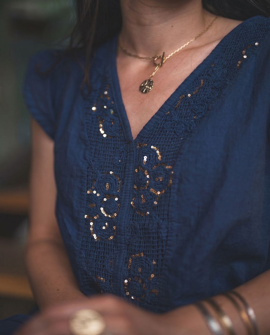 Robe uni pailletés