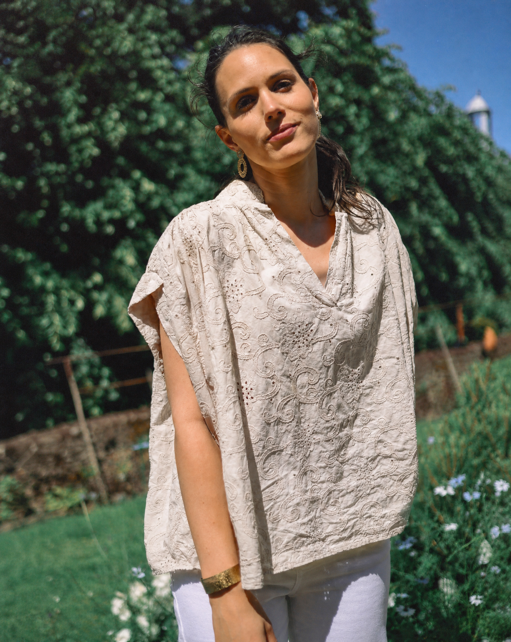 Blouse brodée