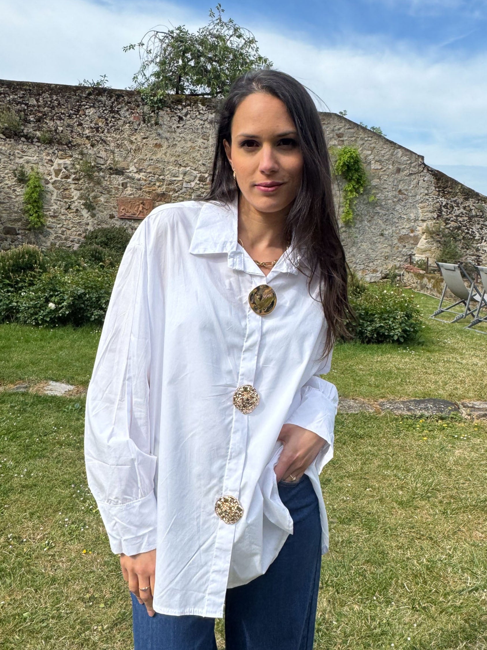 Chemise boutons dorés