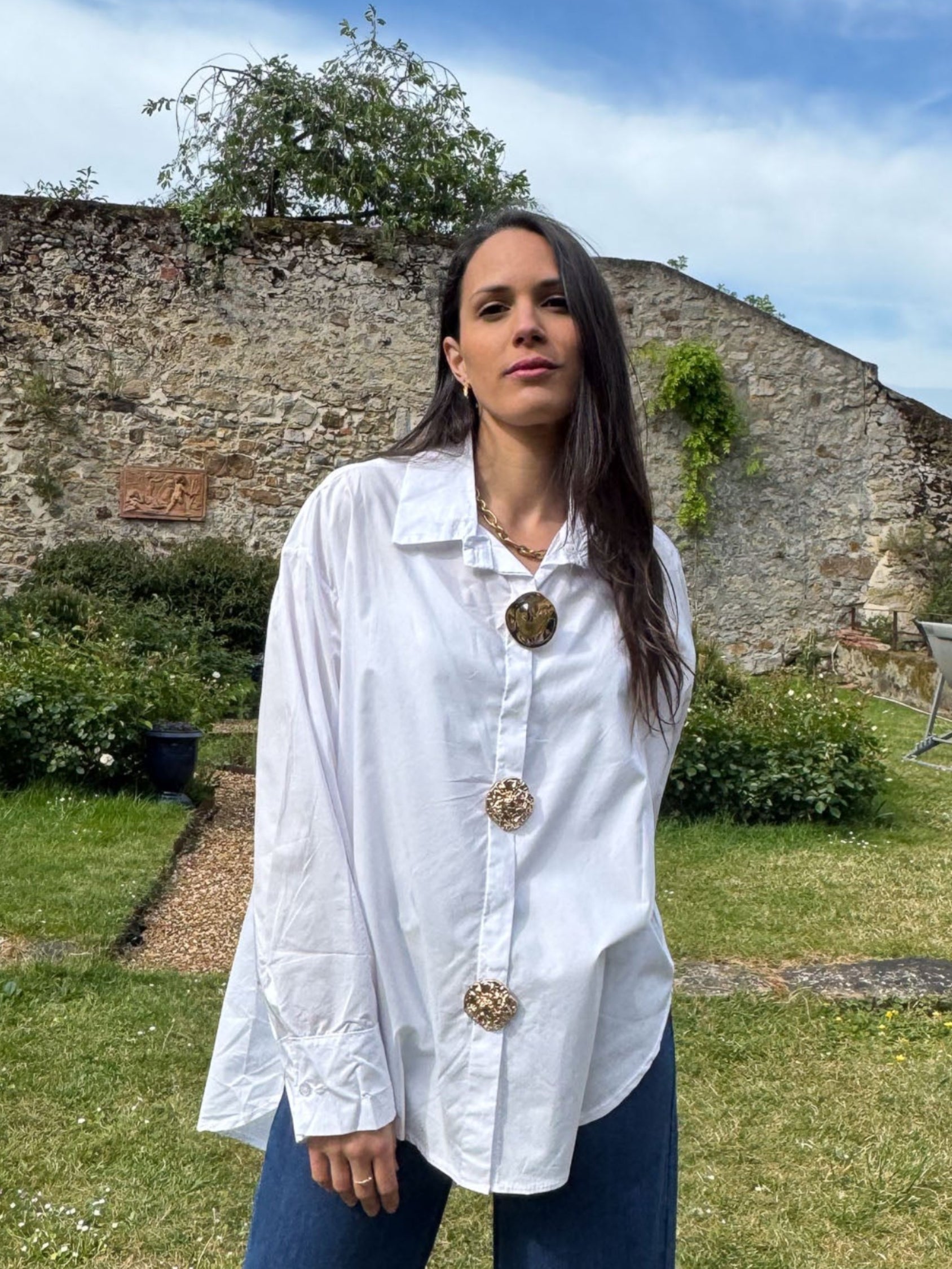 Chemise boutons dorés