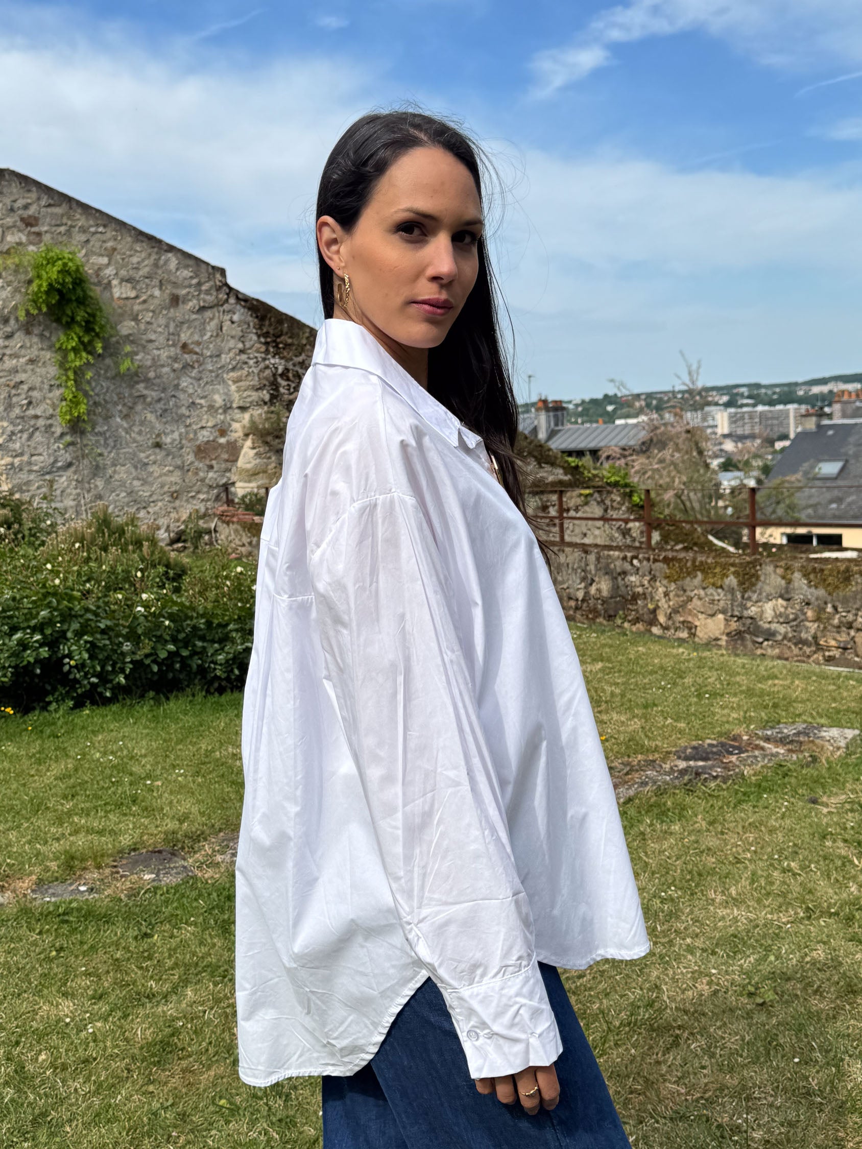 Chemise boutons dorés