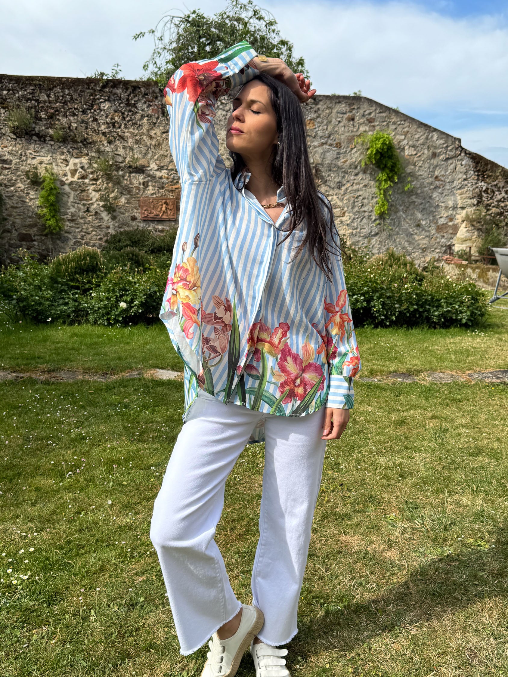 Chemise rayée fleurie