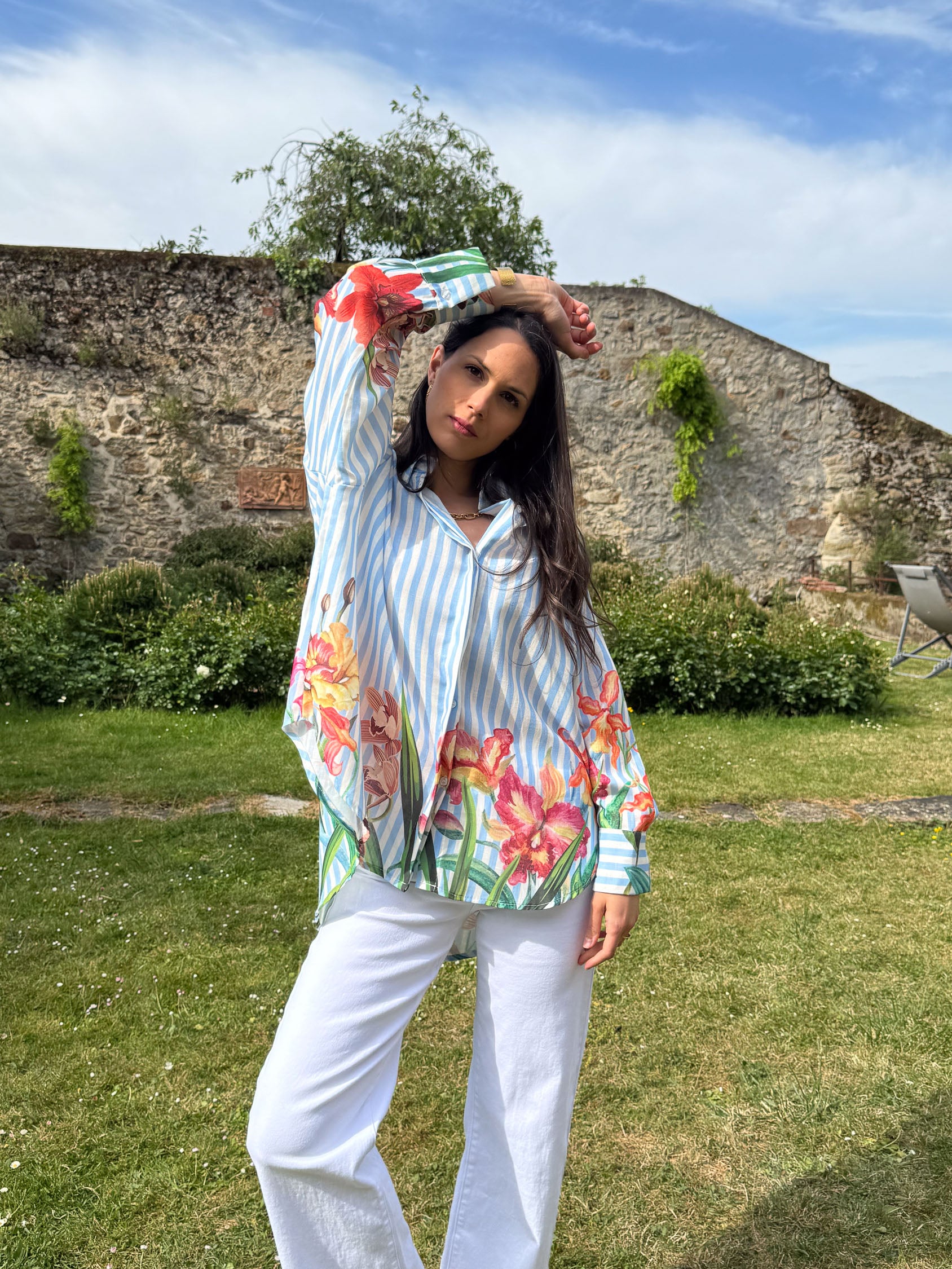 Chemise rayée fleurie