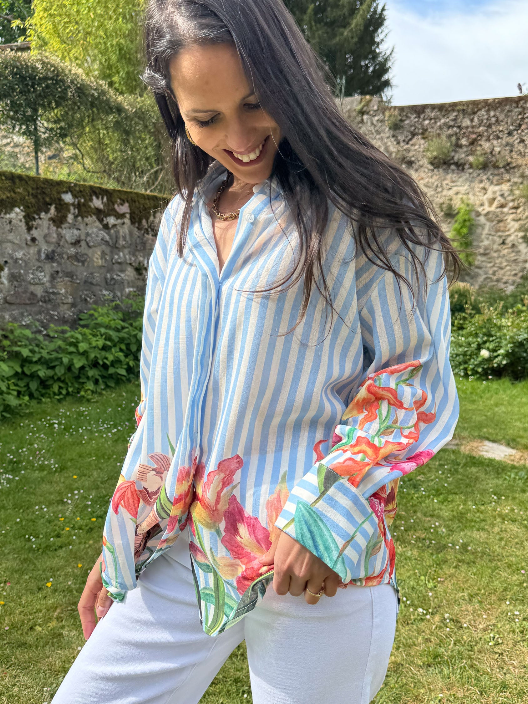 Chemise rayée fleurie