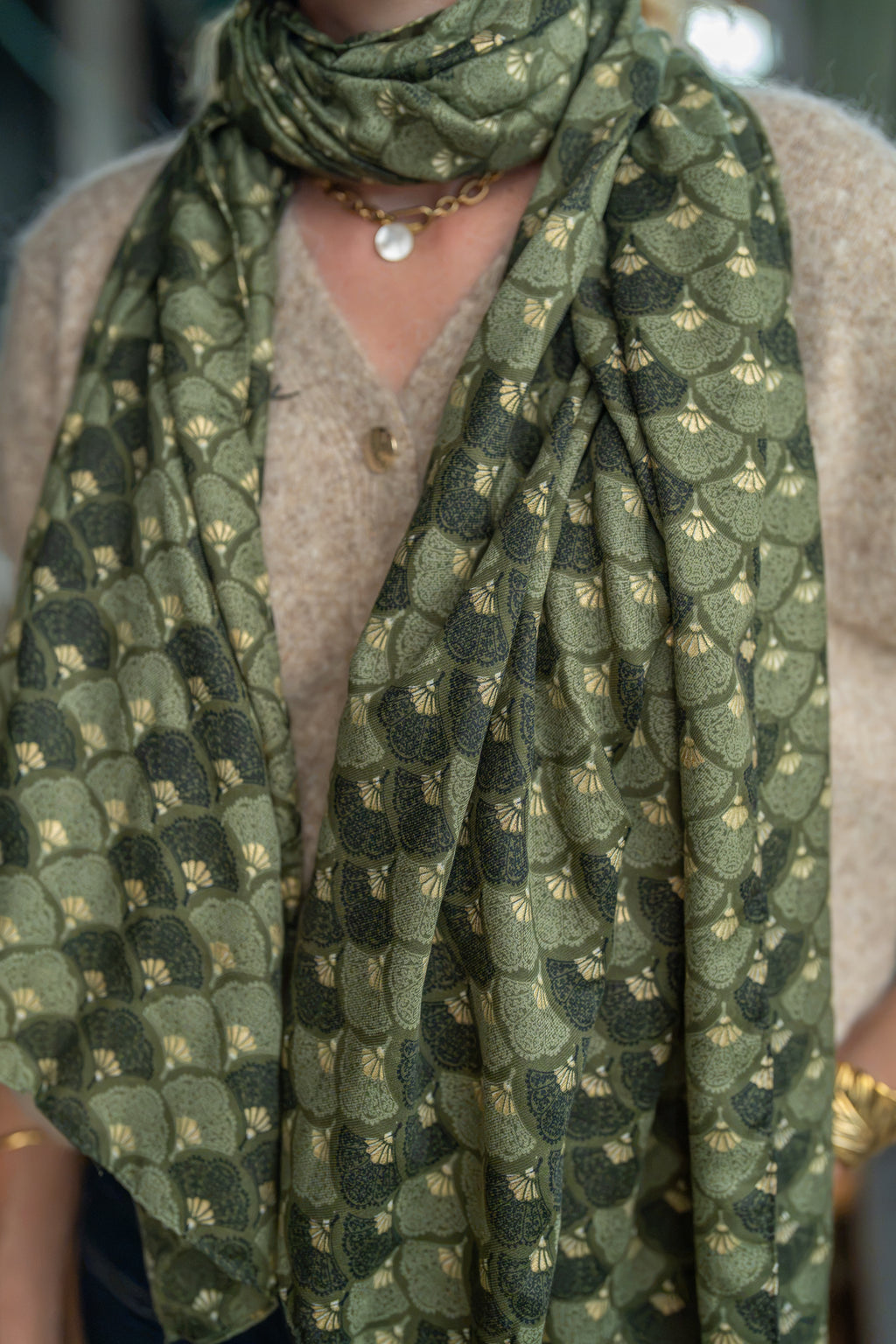 Foulard motif éventail