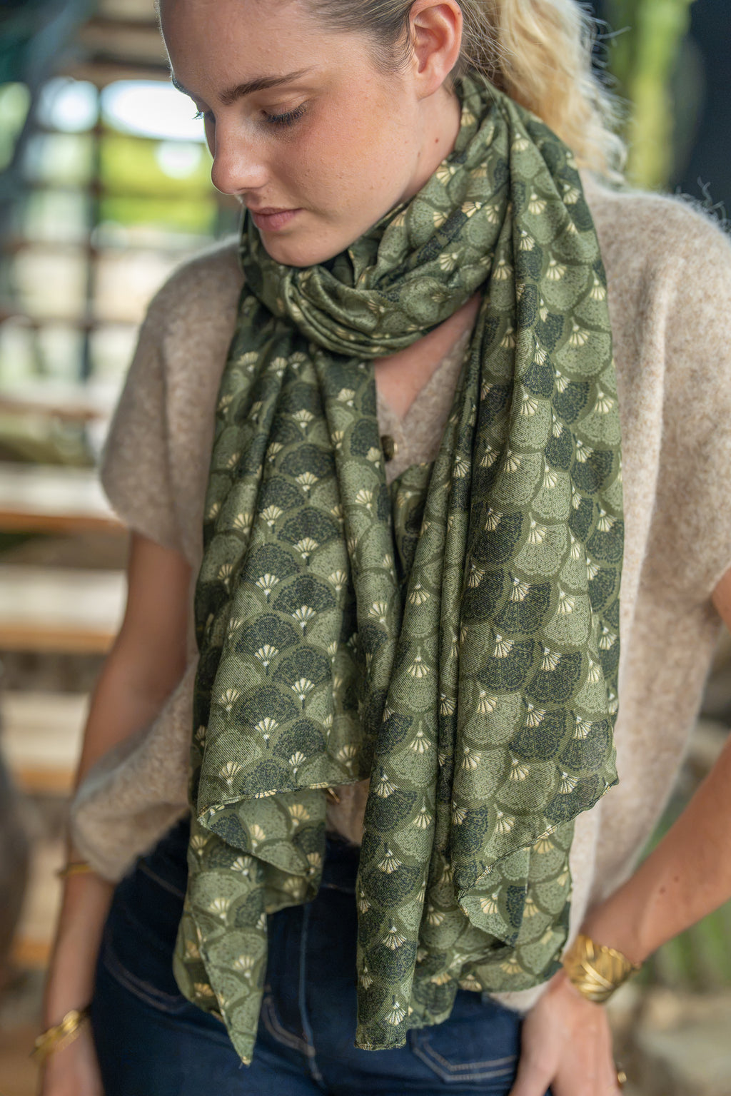 Foulard motif éventail