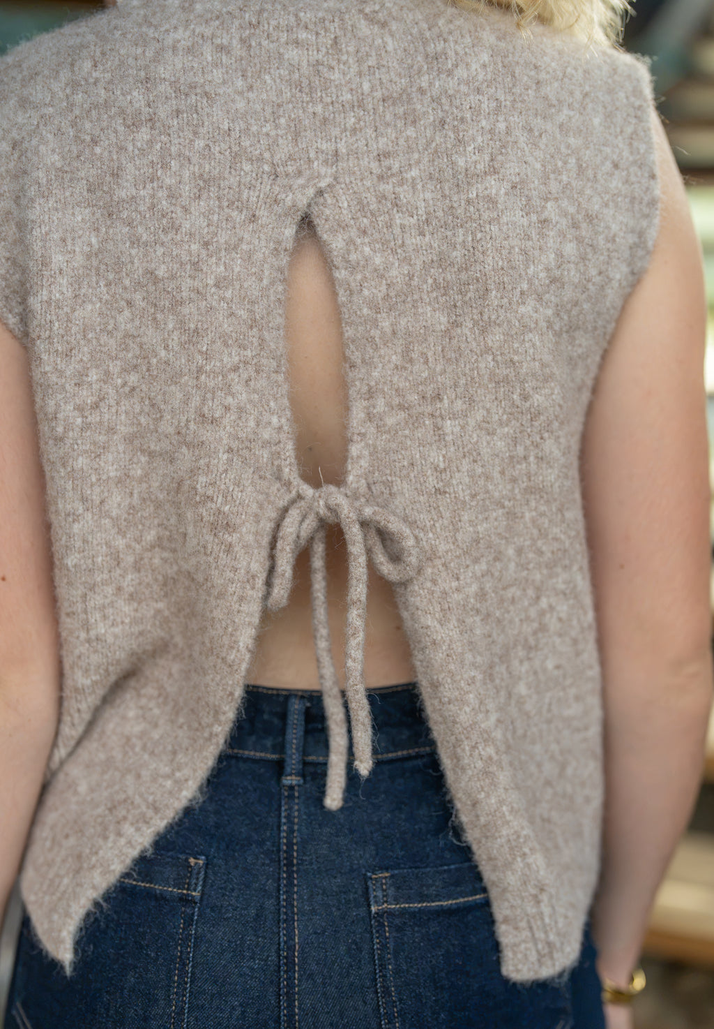 Pull dos noué