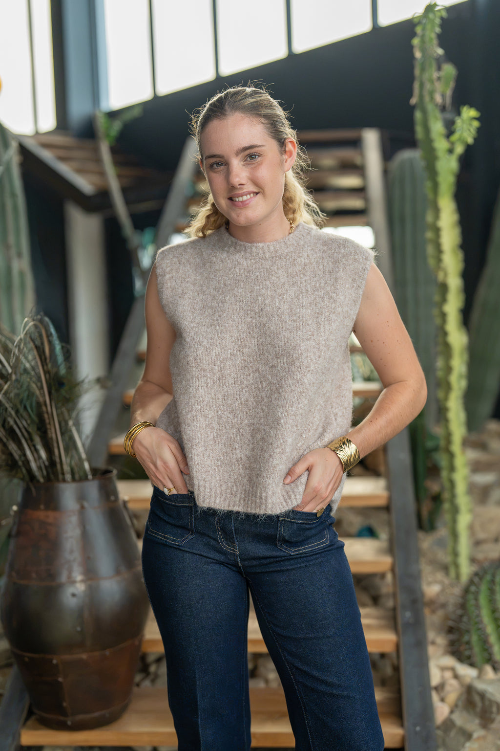 Pull dos noué