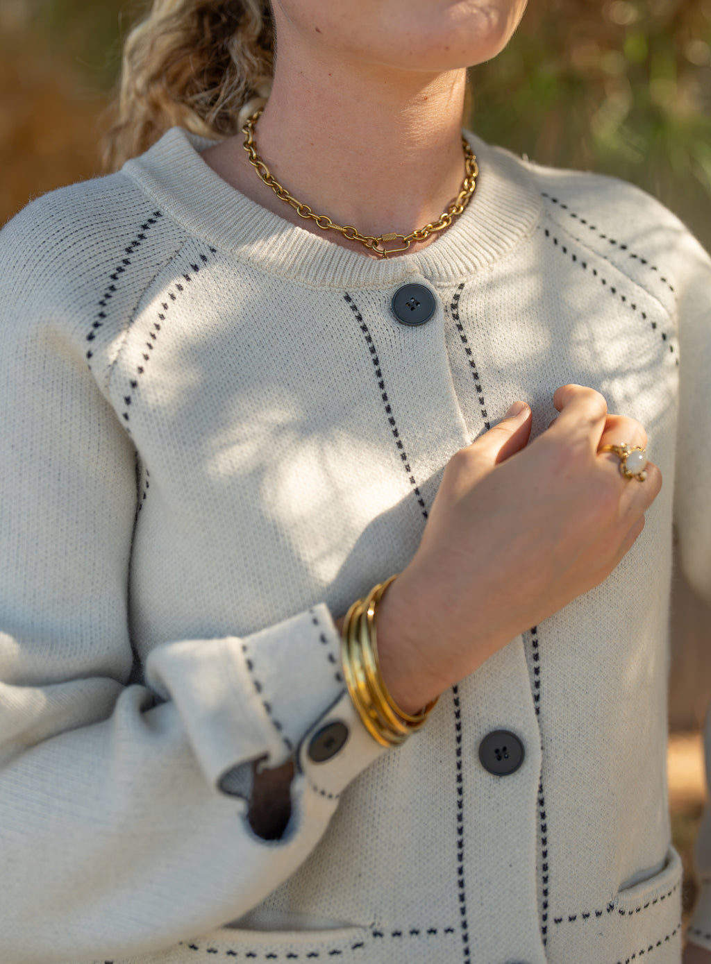 Cardigan coutures