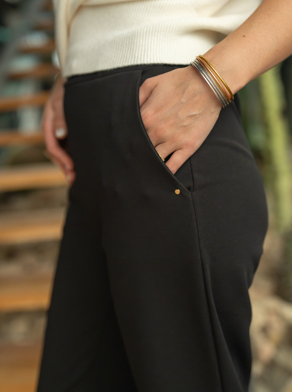 Pantalon fluide boucle